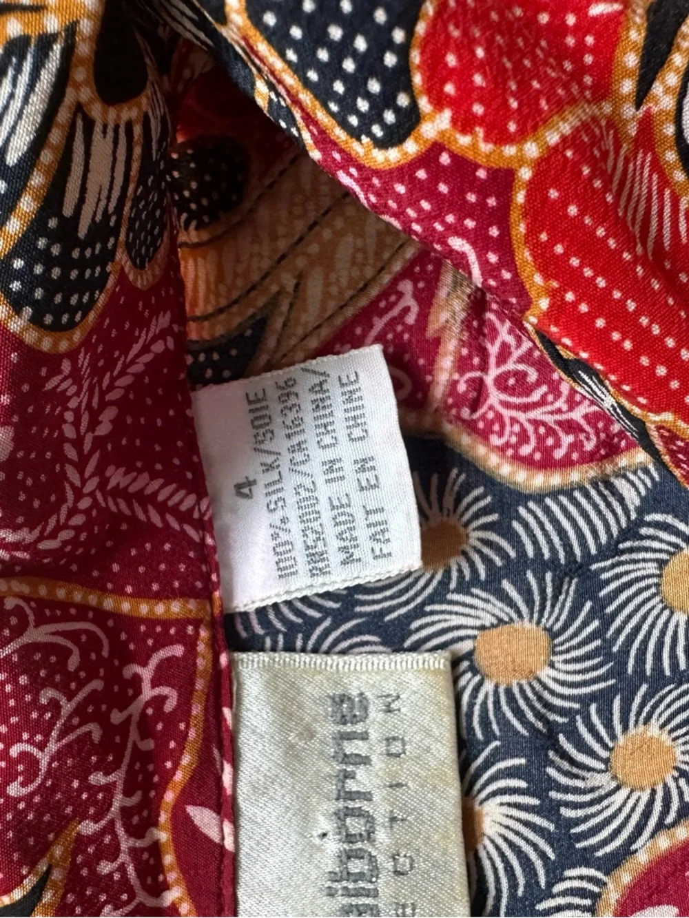 Claiborne Silk Red Floral Paisley Button-Up Short Sleeve Blouse - Picture 7 of 7